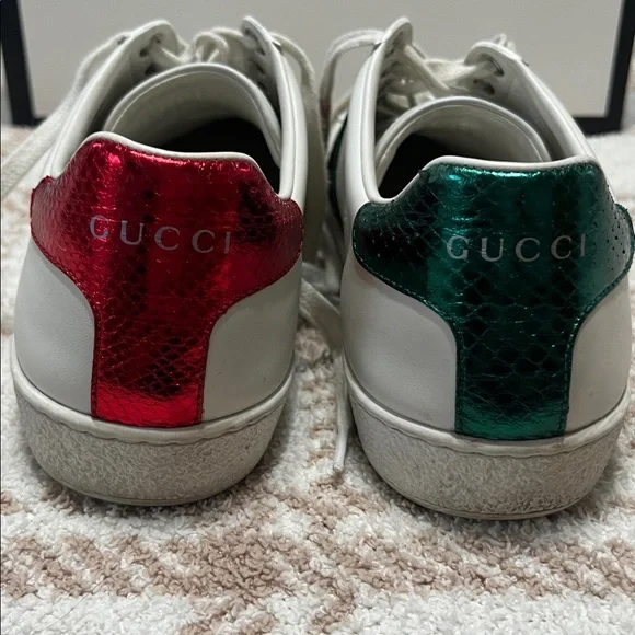 Size 38 Gucci Women's White and Green Sneakers, with original box and dust bags - Picture 4 of 6
